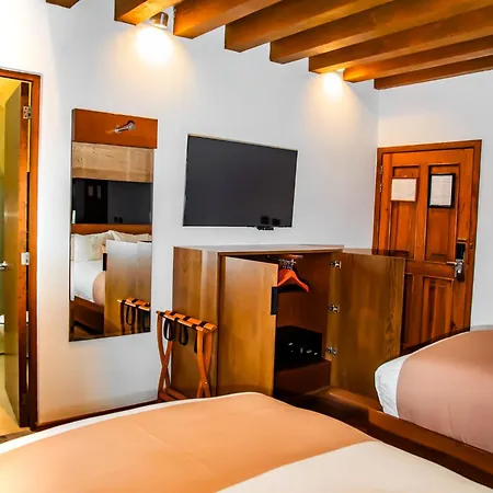 Hotel Boutique Casa Madero Morelia Exterior photo